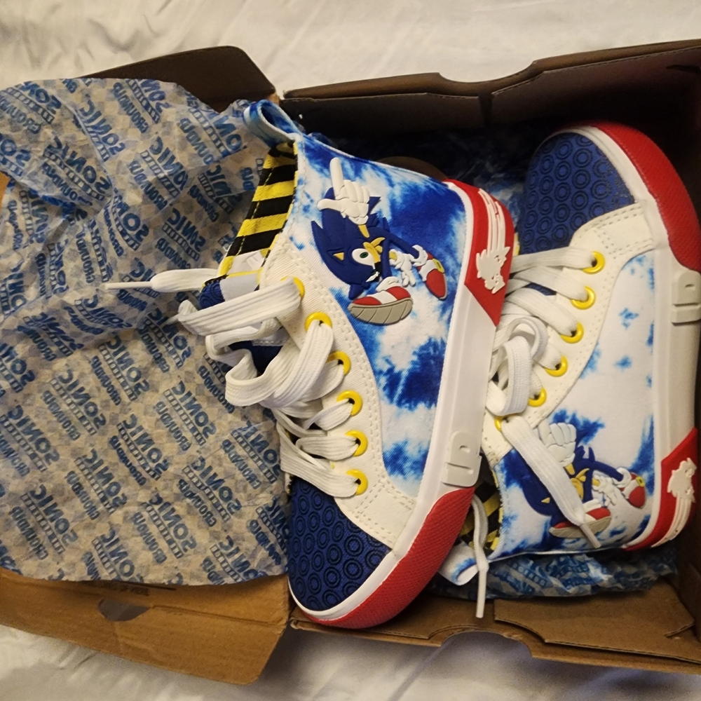 Kids High-Top Sneakers - Blue and Red
